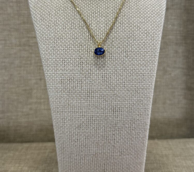 Tanzanite pendant TZP221