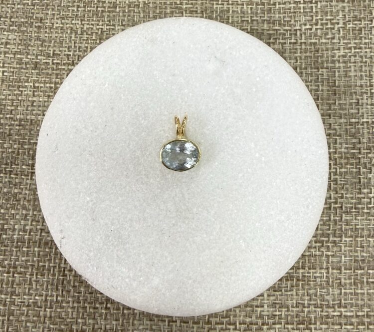 Oval Aquamarine Pendant in 18K Yellow Gold & Sterling Silver 925