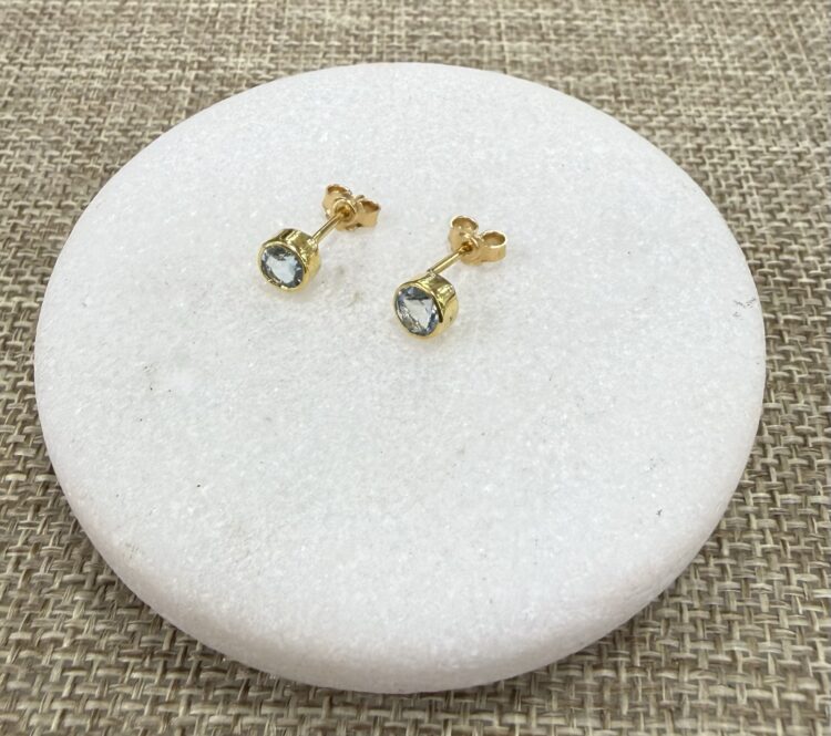 Luxurious Round-Cut Aquamarine Earrings – Solid 18K Yellow Gold